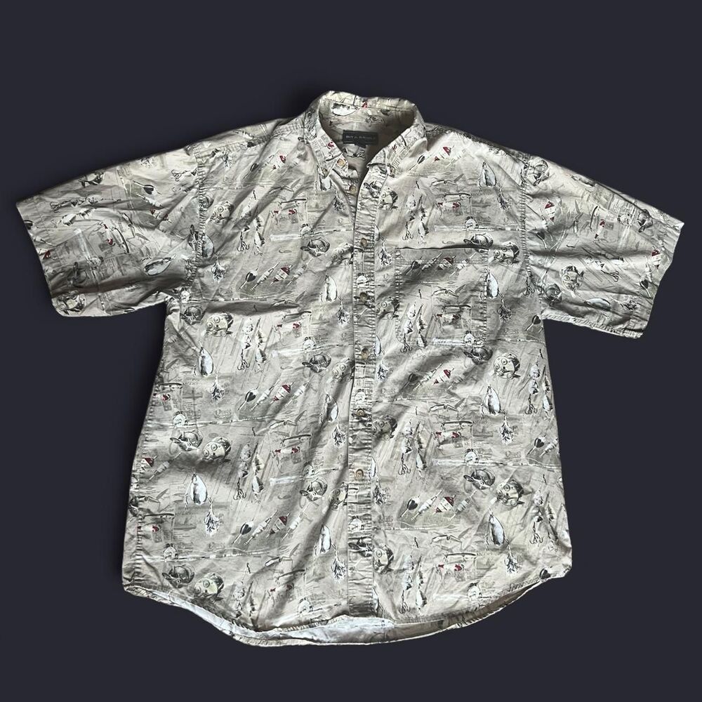 Vintage Bit & Bridle Outfitters taupe multi colored fishing lure button up. L.